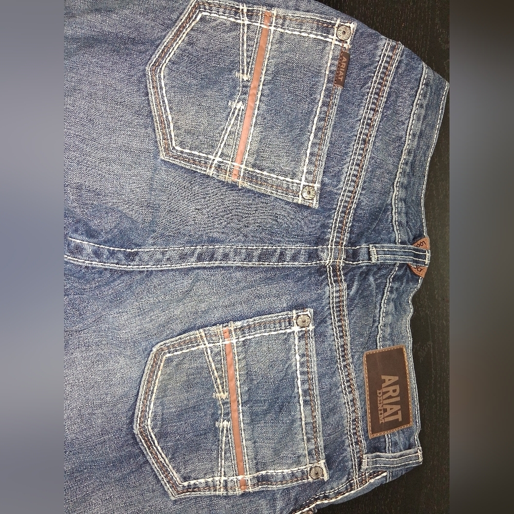 Ariat Men's Classic Blue Straight Jeans - Picture 13 of 16